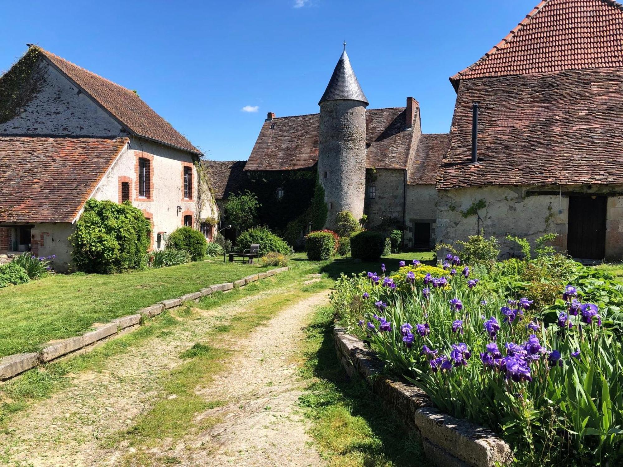 Chateau Mareuil Brigueil-le-Chantre Экстерьер фото